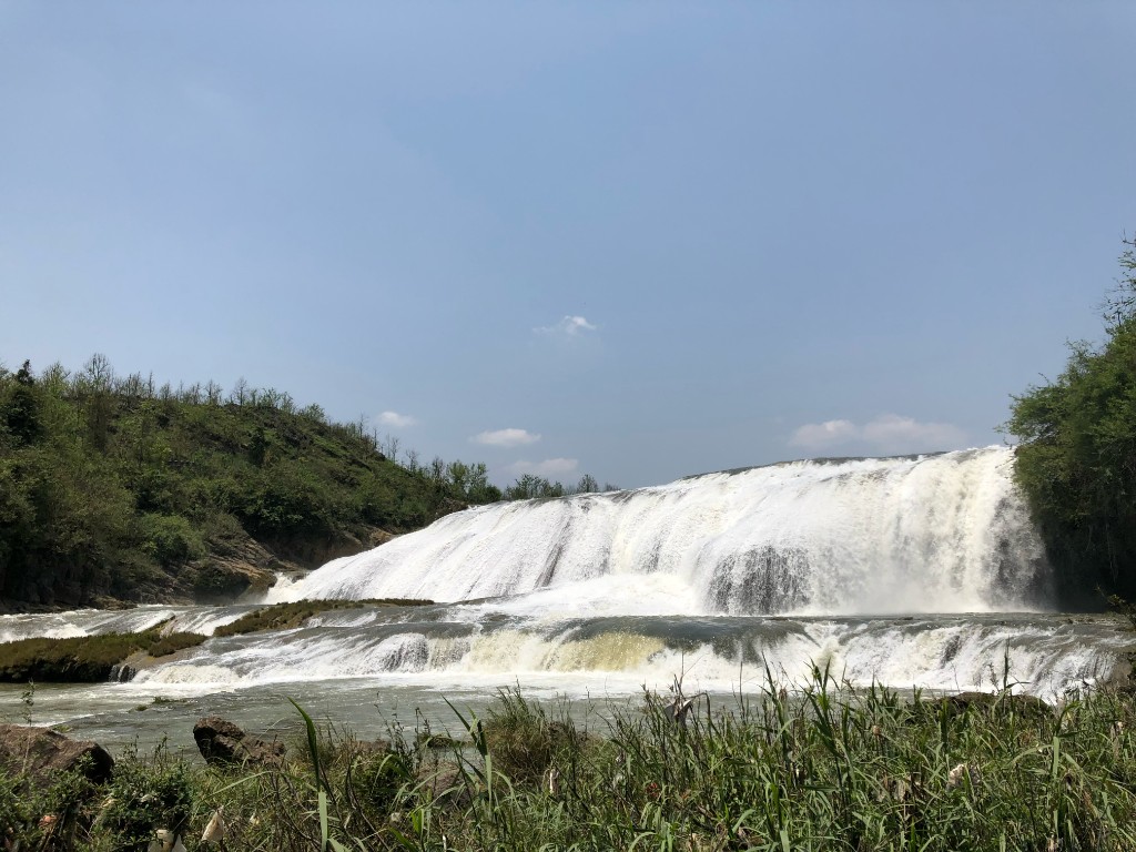 Anshun waterfall photo 2