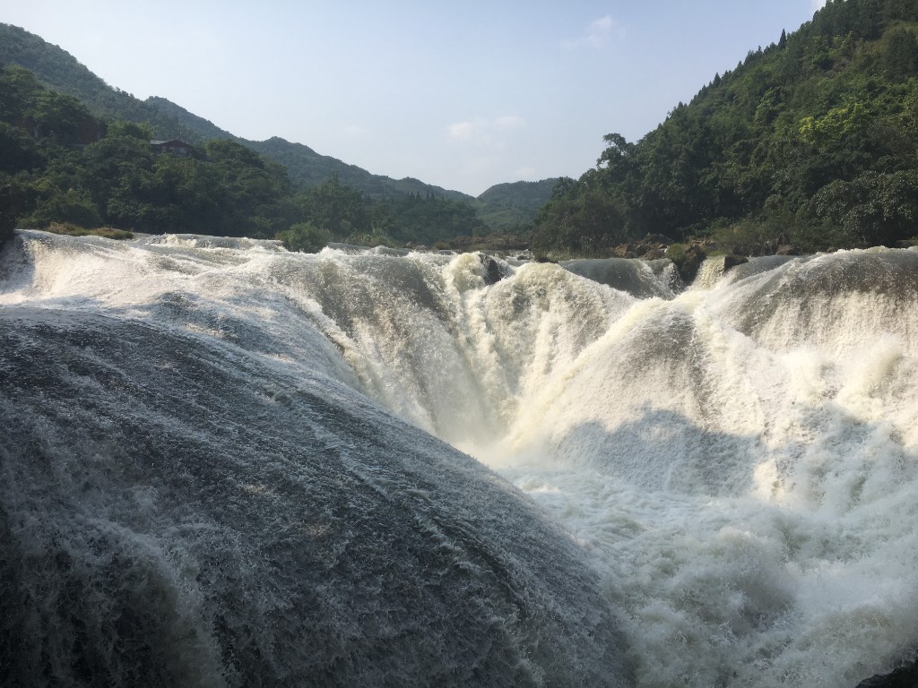 Anshun waterfall photo 3